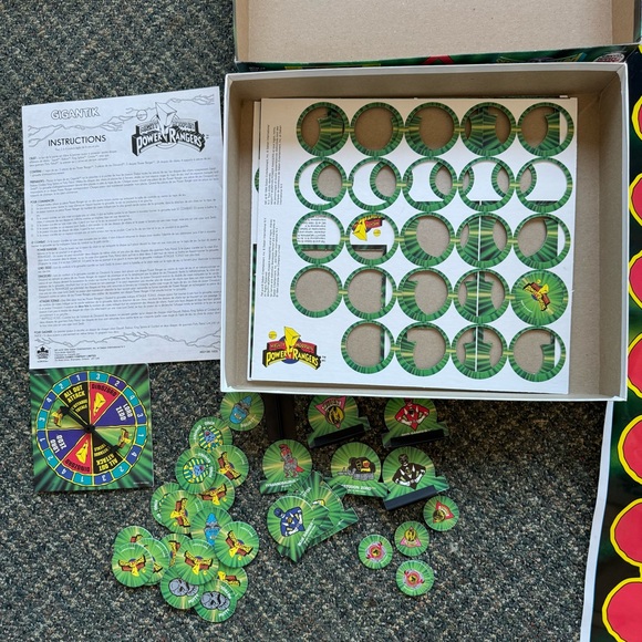 Vintage Power Rangers Game - Picture 3 of 4